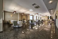 Hotel Clermont - พร้อมอาหารเช้า