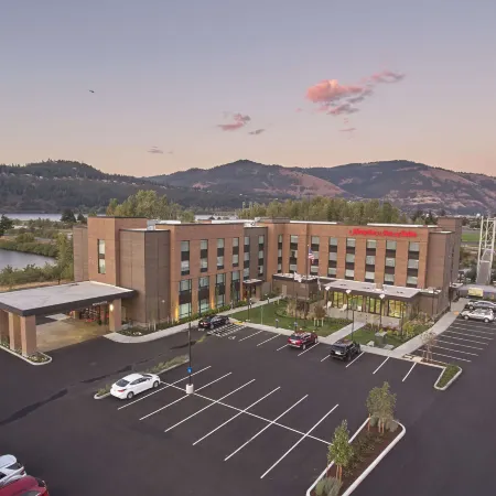 Hampton Inn & Suites Hood River