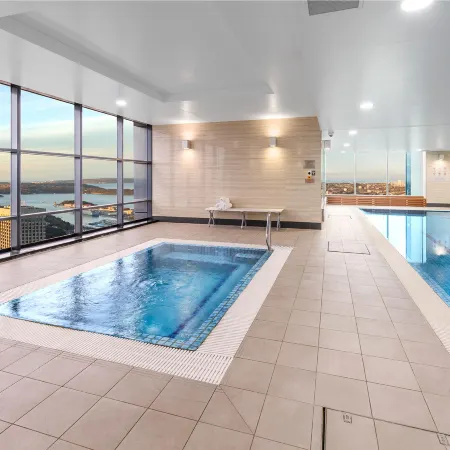 Meriton Suites World Tower