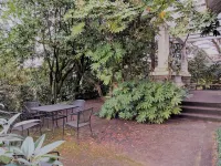 Evermore Guesthouse Hotel di Multnomah County