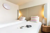 Campanile Beauvais Hotels near Parc Marcel Dassault