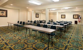 Holiday Inn Express & Suites South Padre Island