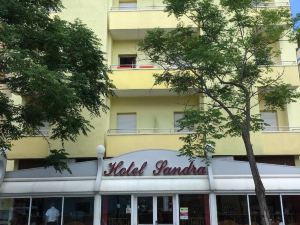 Hotel Sandra