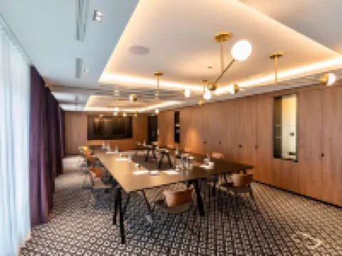 ベストウェスタン プラス クリスタル ホテル & スパ ナンシーのホテル