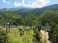 Hotel Riviera by Mountview Các khách sạn gần OBROS