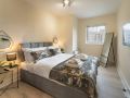 remarkable-2-bed-apartment-in-southampton