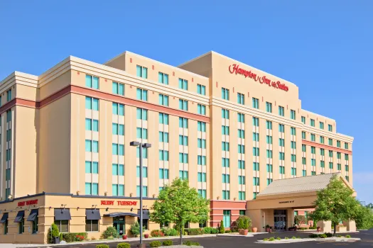 Hampton Inn & Suites Chicago-North Shore/Skokie Hotels near Cahn Auditorium