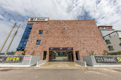 Geochang Hotel J فنادق في غوتشانغ