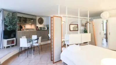 Vicino Ifo Roma Sweet home Studio Apartment Hotel a Mostacciano