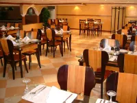 Bilqase Throne Hotel