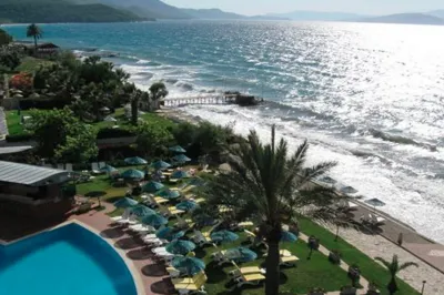 Faustina Hotel & Spa Отели рядом с достопримечательностью «Guzelcamli Aysil Oguz Basoz Cok Programli Lisesi»