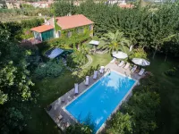 Villa Mirella Beach - piscina