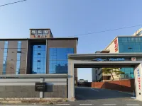 Windhill hotel Hotels near Deungyongsa