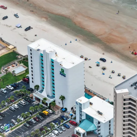 Holiday Inn Express & Suites OCEANFRONT DAYTONA BCH SHORES by IHG