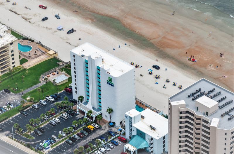 Holiday Inn Express & Suites Oceanfront Daytona BCH Shores by IHG