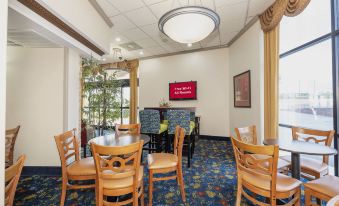 Red Roof Inn & Suites Macon