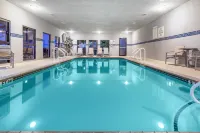 Holiday Inn Express & Suites Austin NE - Hutto Hotels in Taylor