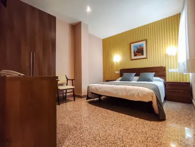 Hotel Arcos Catedral Hotels near Plaza Mayor de Ciudad Rodrigo