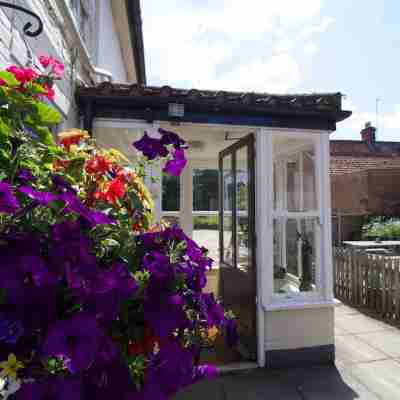 The Plough Inn Hotel Exterior