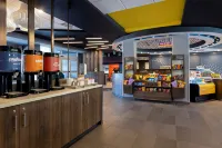 佐治亞州亞特蘭大廣場棒球場希爾頓特魯飯店 - 早餐