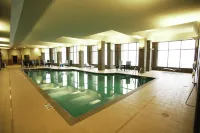 DoubleTree by Hilton Bemidji - ที่มีสระว่ายน้ำ