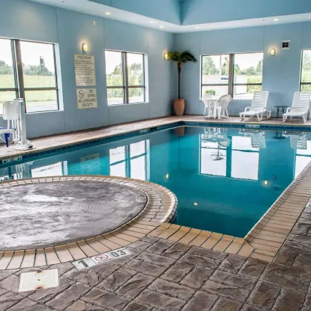 Comfort Inn & Suites Franklin East