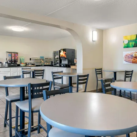 Quality Inn & Suites Lafayette I-65