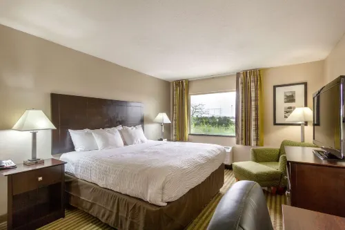 Spark by Hilton Cleveland Beachwood Hotels in Beachwood