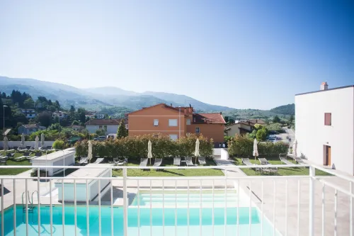 The Florence Hills Resort & Wellness - Pools