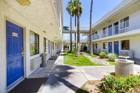 Motel 6 Mesa, AZ - South