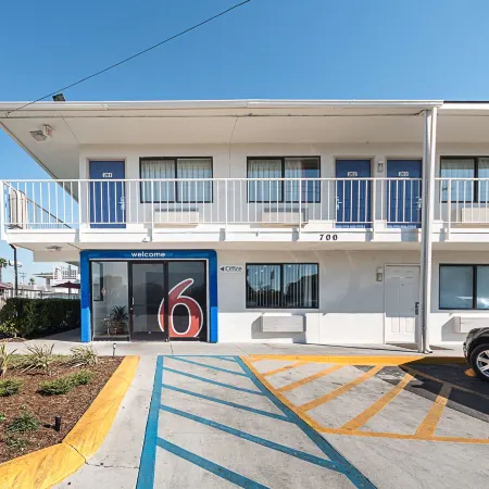 Motel 6 Mcallen, TX