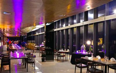 レストラン グランド イオン デリーマン ホテルの写真