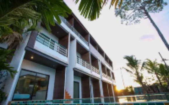 董裡瑞夢提旅館