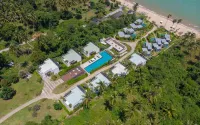 Seanery Beach Resort