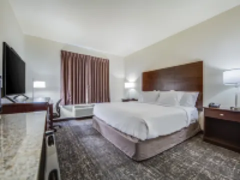 Cobblestone Hotel & Suites - Cozad Hotels in Dawson County