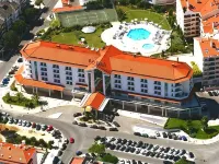 Riviera Hotel Hotels near Poca Beach