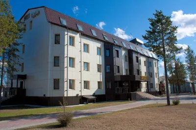 Evropa Hotels near Nojabrxsk Airport