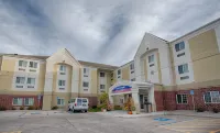 Candlewood Suites Fargo-N. Dakota State Univ. Hotel dekat North Dakota State University Equine Center