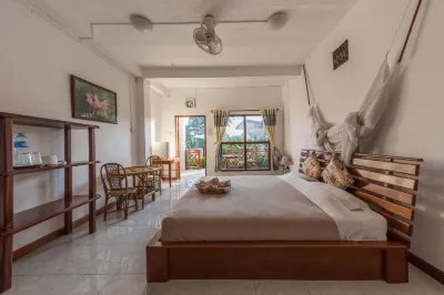 Baba Guesthouse Hotels near Don Det