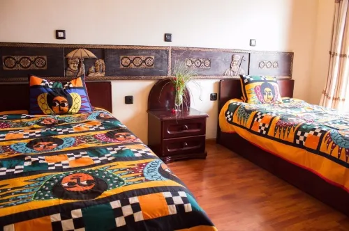 Cliff Edge Hotel - Lalibela - parking
