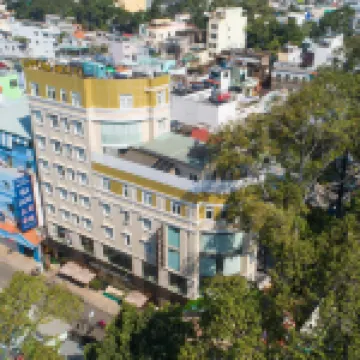 Golda Hotel Hotel berhampiran Quan Am Pagoda