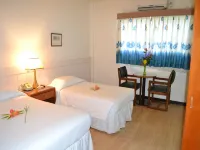 West Plaza Downtown Hotel a Babeldaob Island