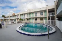 Budget Inn Hotels in Cocoa West