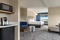 โรงแรม ฮอลิเดย์ อินน์ เอ็กซ์เพรส โฮเทล แอนด์ สวีทส์ ฟอร์ตเพียร์ซ เวสต์ บาย IHG - พร้อมWifi