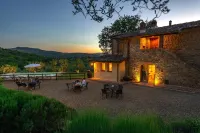 B&B Country House Poggio Del Drago فنادق في Ponticino
