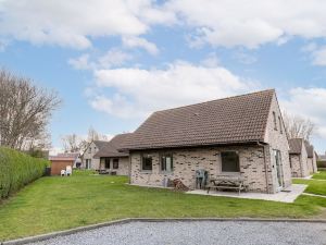 Family House de Strandjutter Westende 8 Persons