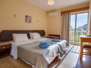 Antonis G. Hotel Apartments