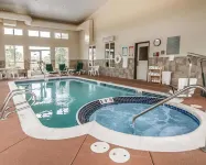Comfort Inn & Suites Creswell - Hot Tub