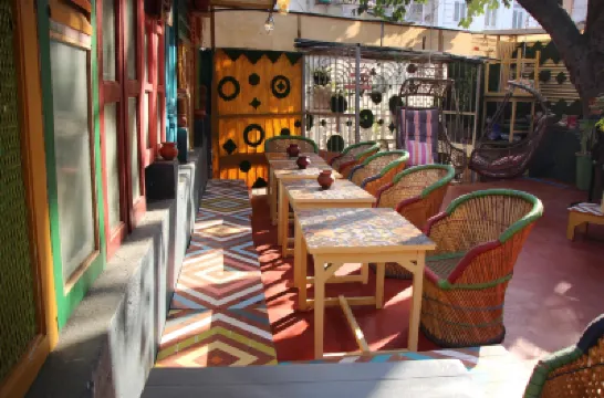 納瑪斯泰孟買背包客旅館 鄰近達拉維的酒店