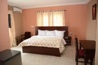 Iyore Grand Hotel and Suites